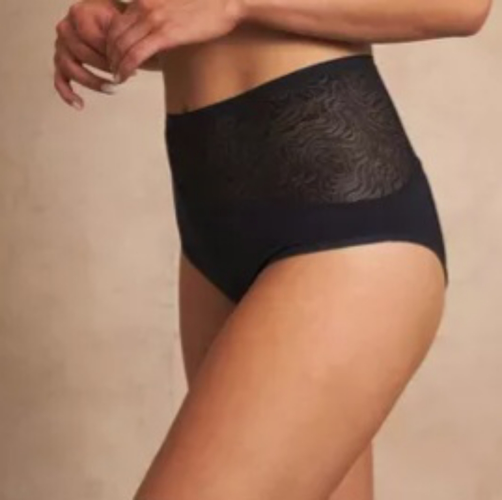Saalt Leakproof Lace High-Waisted Underwear - Picture 2 of 5